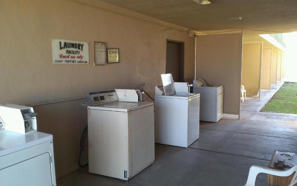 Royal Motor Inn Yuma Exterior foto